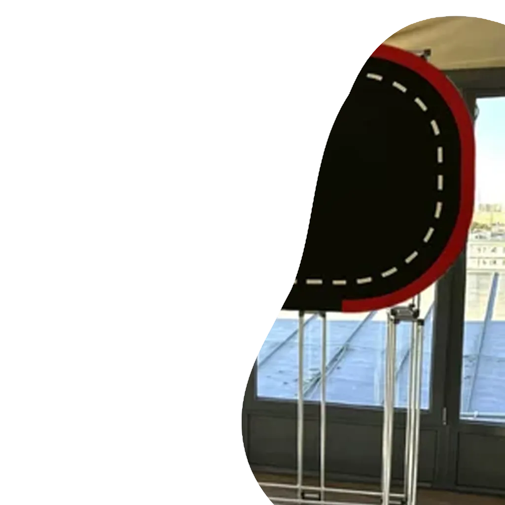 Vertical racing track
