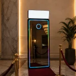 mirror photobooth in event